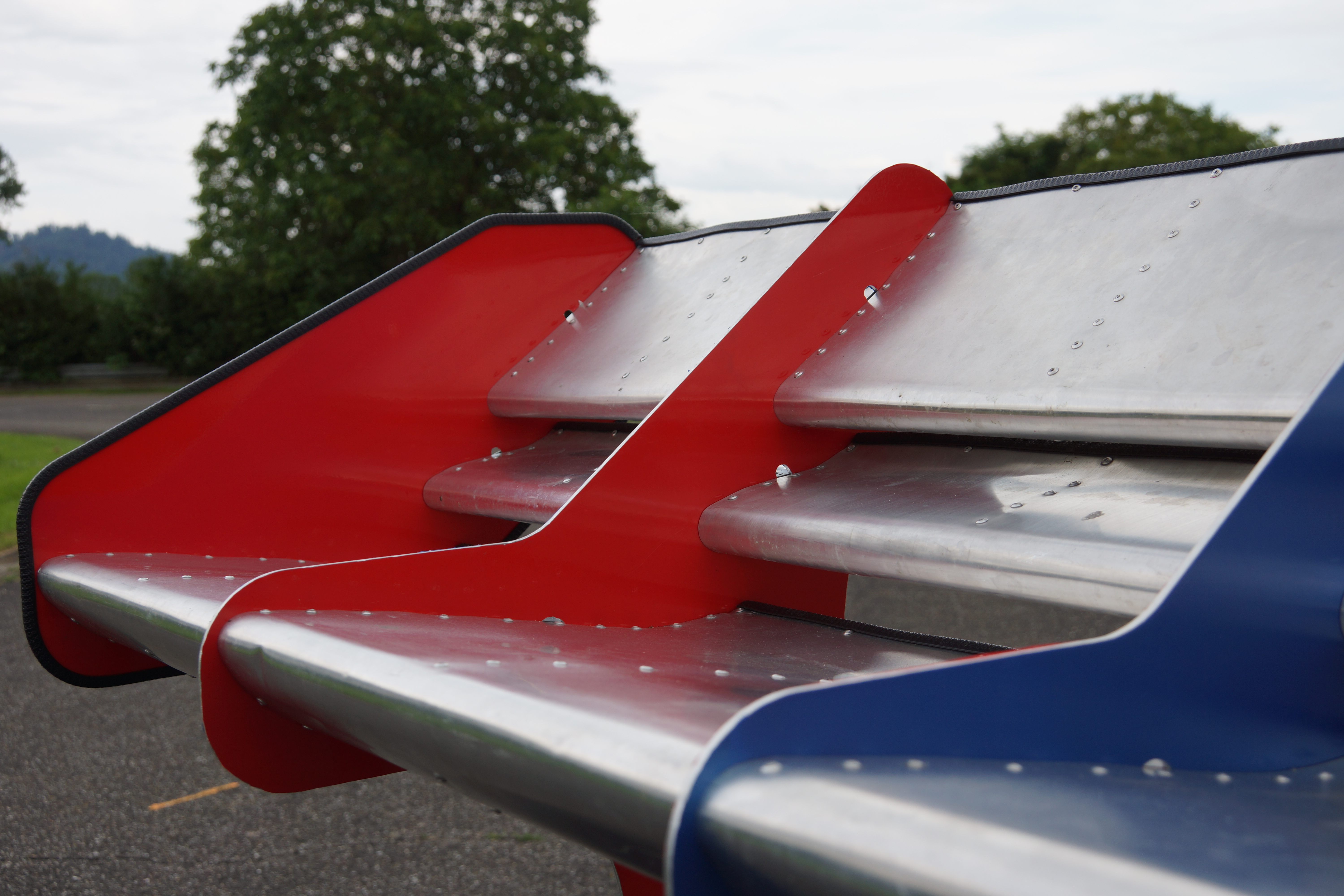 Der Große Spoiler sorgt für optimalen Anpressdruck auf der Hinterachse.