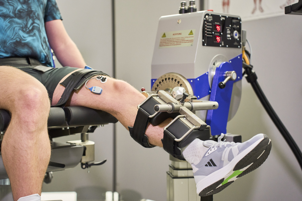 2025_08_04_-_IBMS_Knieflexion_Knieextension