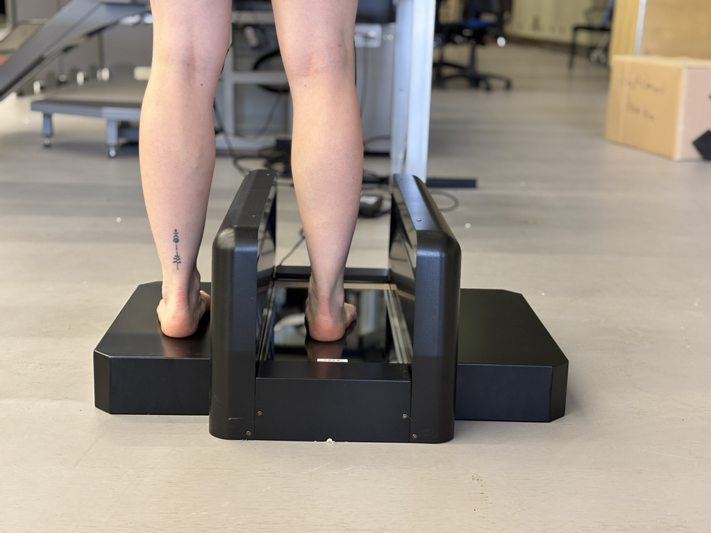 2025_08_04_-_IBMS_07_Fußscan_von_hinten