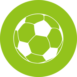 mit weißen Linien und Feldern skizzierter Ball auf grüner Fläche