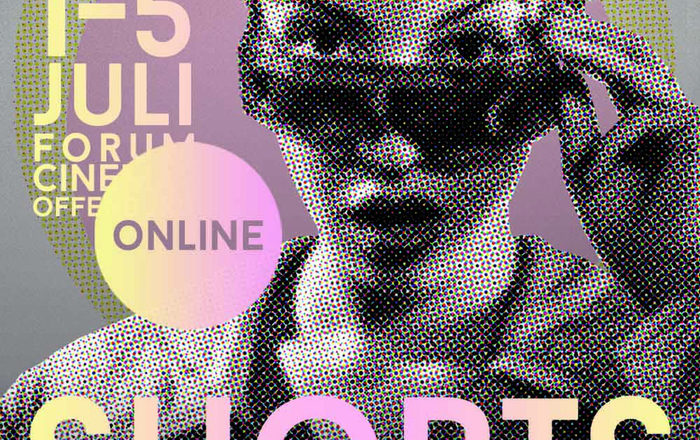 Das SHORTS-plakat mit eine Frau, die ihre Sonnenbrille leicht runterzieht.