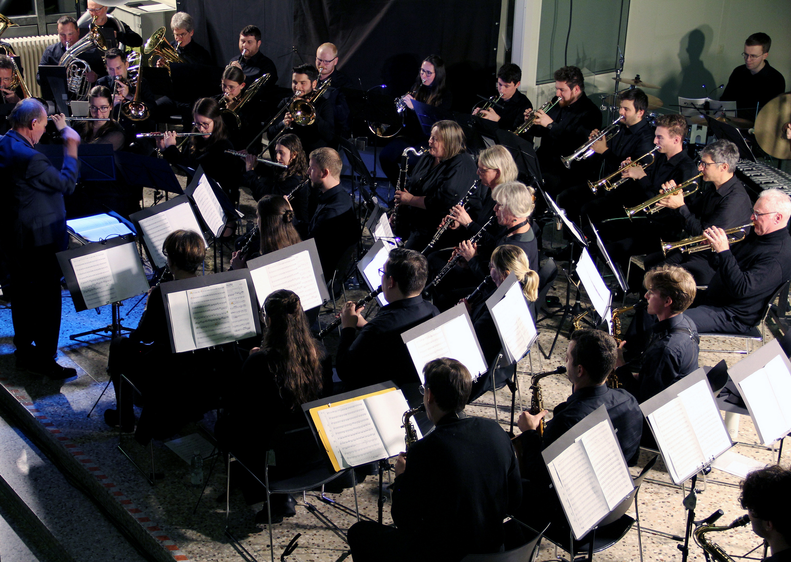 Blick von oben aufs Orchester