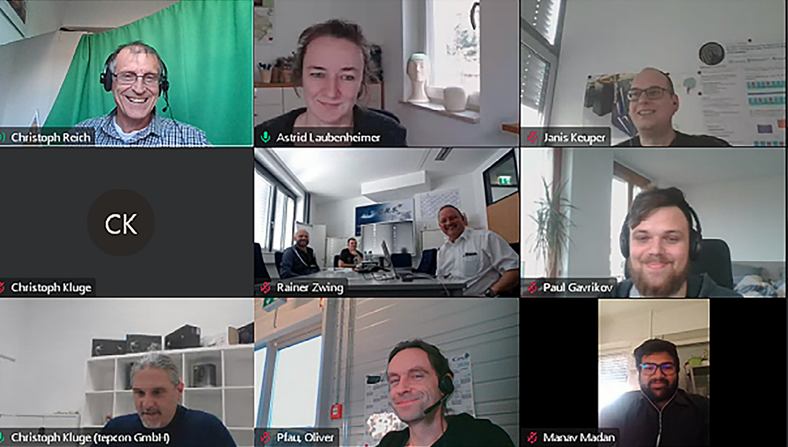 Screenshot Zoom-Meeting-Teilnehmer