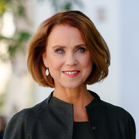 Portraitfoto von Petra Olschowski