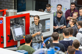 Erläuterung des Spritzgießprozesses im Rahmen des Labors