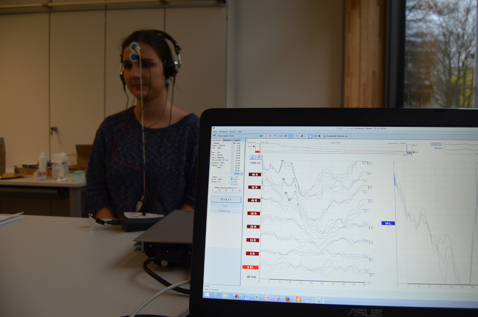 Biosignal amplifier for recording auditory evoked brainstem potentials.