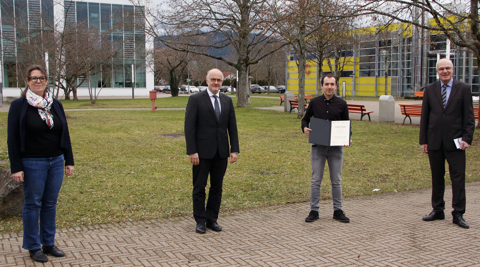 Rektoratsmitglieder und Preisträger