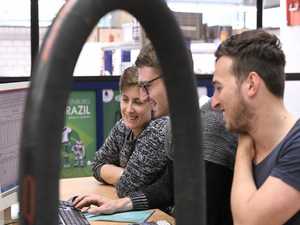 Laborgruppe Peltonturbine