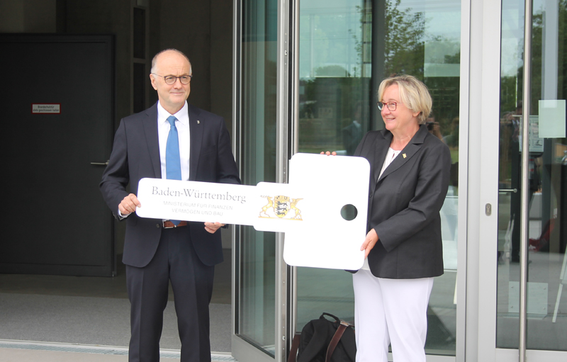 Hochschulrektor Winfried Lieber und Ministerin Theresia Bauer